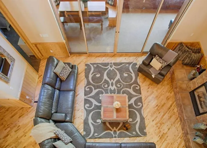 Large Lakeside 5br Mountain Retreat Sleeps 16 Near Lakes Hiking Sunrise Holiday home